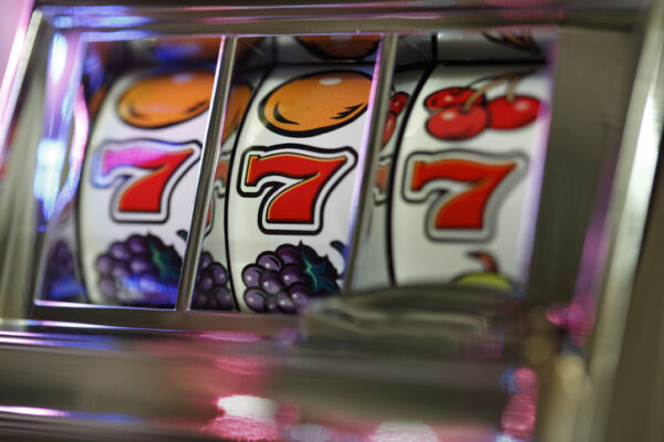 Slot machine winner 777